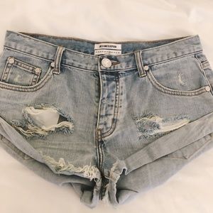 One Teaspoon Bandits Jean Shorts
